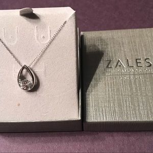 Zales 925 silver teardrop necklace with Whitestone center 20" chain
